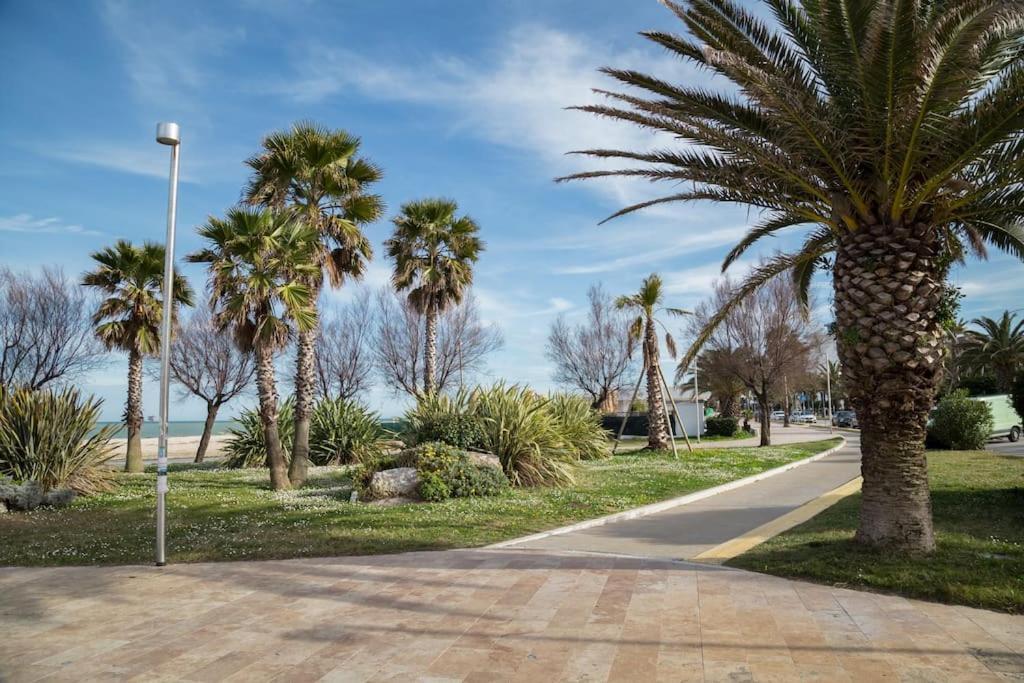 Retroscena Appartamento Mare In Centro Civitanova Marche Eksteriør billede
